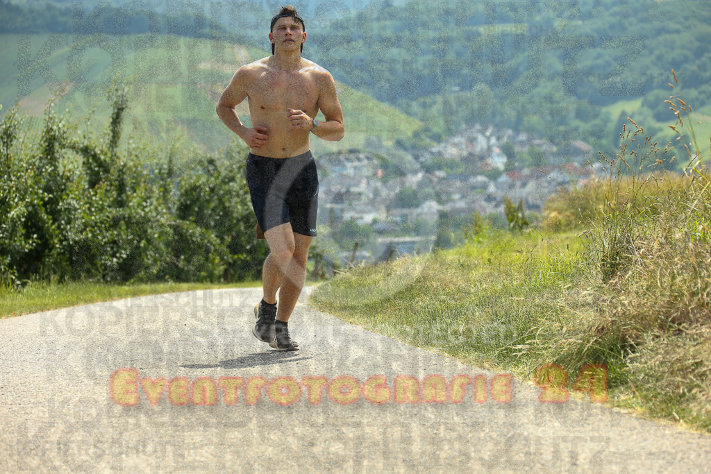 250614_1342_EX1_9333 | Sportfotografie im Rhein-Sieg Kreis, Köln, Bonn, NRW, Rheinland Pfalz, Hessen, etc. Unser Tätigkeitsfeld umfasst den Laufsport vom Volkslauf über den Marathon, Duathlon, Triathon bis zum Ultralauf wie Kölnpfad Ultra oder Schindertrail.