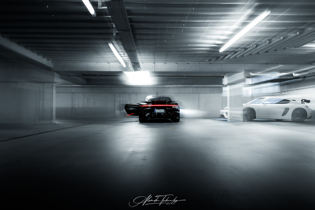 911 Turbo 992 | Entdecken Sie die faszinierende Welt von Alexander Tschuncky Arts: Kreative Fotografie, atemberaubende Automobilkunst und hochwertiger Bilderdruck. Lassen Sie sich inspirieren! - Realisiert mit Pictrs.com