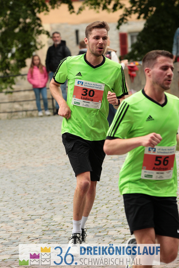 VR Bank Hauptlauf 10km | 3königslauf 2022 VR Bank Hauptlauf - Realisiert mit Pictrs.com