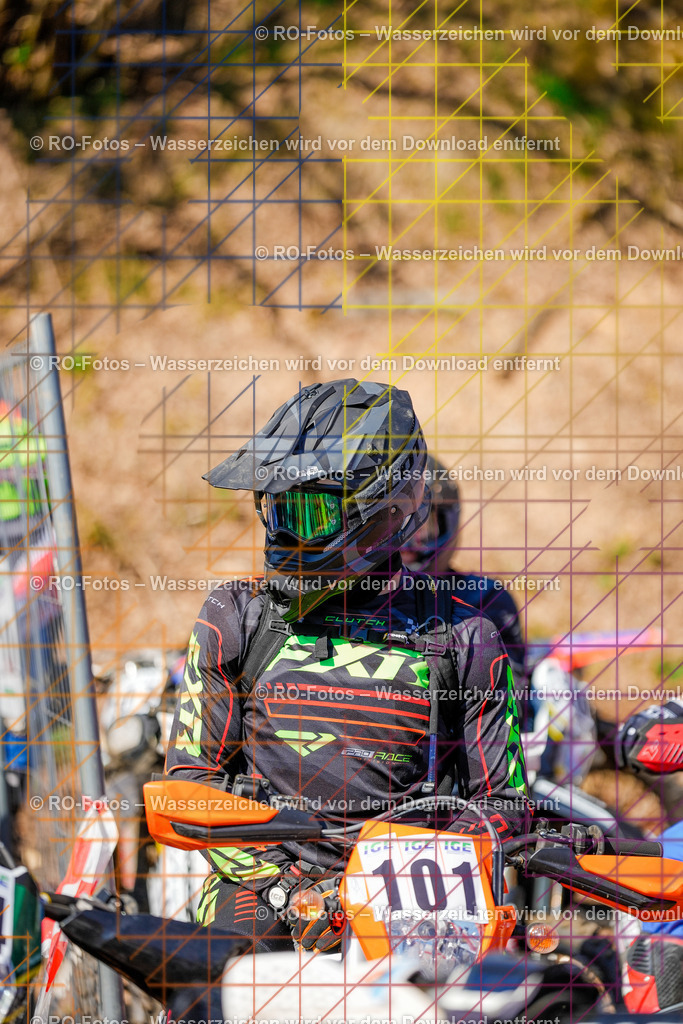 3 Lauf Mernes-146 | Sportfotografie von RO-Fotos: Motorsport, Motocross, Enduro, Laufveranstaltungen und Triathlon. Professionelle Fotos von Sportlern und Events. - Realisiert mit Pictrs.com
