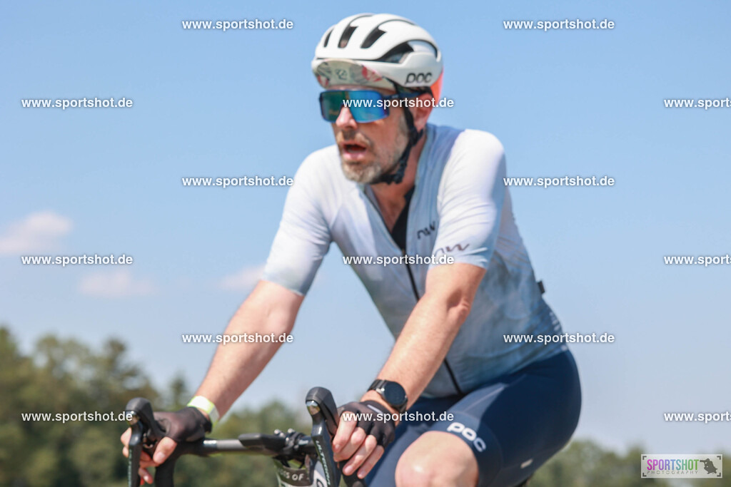 BR8A1206 | Shades of Speed                                                #sportshot_your_pictrs                                        #yourpictrs                                                          @Sportshotphotography                                   Photo Credit: www.sportshot.de
