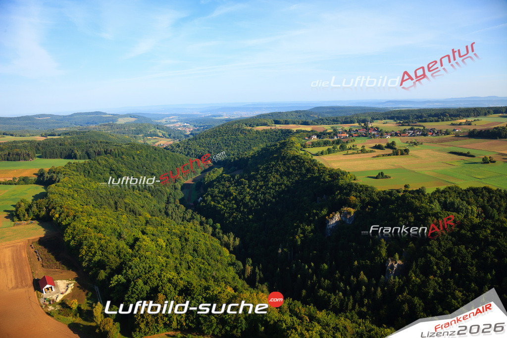 Die Luftaufnahme der Stadt Weismain wurde vom UL-Flugzeug heraus erstellt ( keine Drohne )- hohe Auflösung für beste Qualität