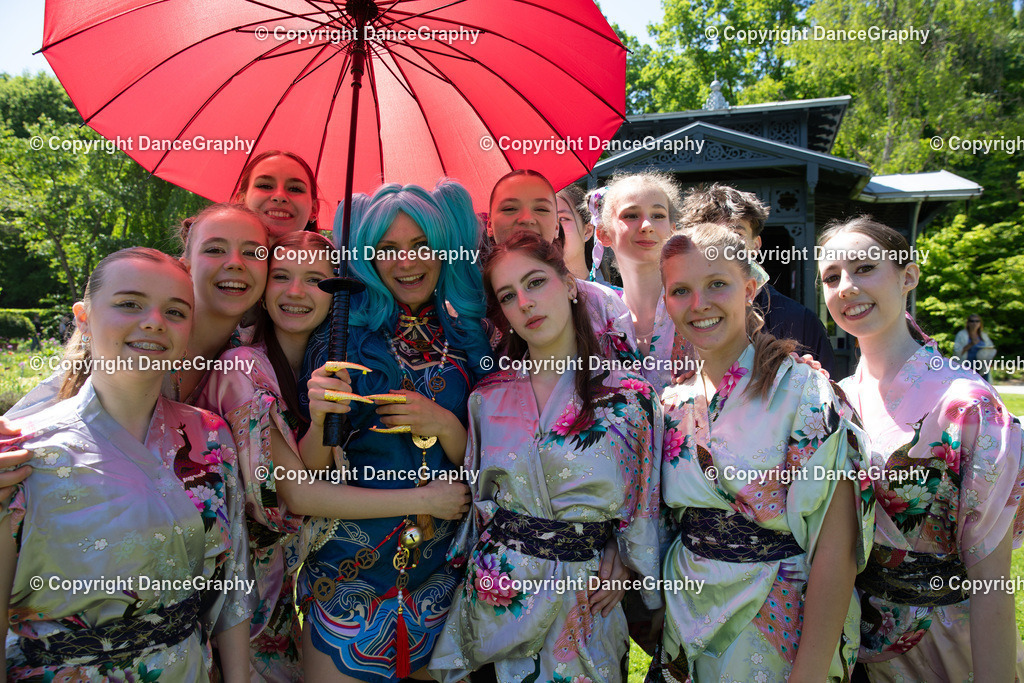 GPHY3986 | DanceGraphy - Realisiert mit Pictrs.com