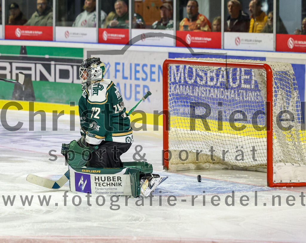 2025-09-12_143_TSV_Erding_gegen_EV_Landshut | Erding, Deutschland, 12.09.2025:Eishockey, Oberliga Süd 2025 / 2026, Testspiel, TSV Erding gegen EV Landshut, Endergebnis: 4:6Torwart David Zabolotny (Erding Gladiators, #72)Foto: Christian Riedel / fotografie-riedel.net