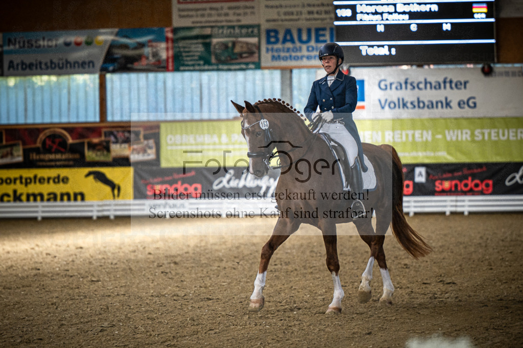DOS_1855 | Entdecke hochwertige Reitturnierfotos von Foto Oger. Professionell, emotional und authentisch – jetzt Lieblingsmomente im Shop bestellen.Deutschlandweite Turnierfotografie. - Realisiert mit Pictrs.com
