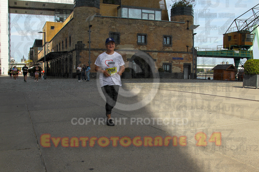 250920_1339_EV4_6361 | Sportfotografie im Rhein-Sieg Kreis, Köln, Bonn, NRW, Rheinland Pfalz, Hessen, etc. Unser Tätigkeitsfeld umfasst den Laufsport vom Volkslauf über den Marathon, Duathlon, Triathon bis zum Ultralauf wie Kölnpfad Ultra oder Schindertrail.