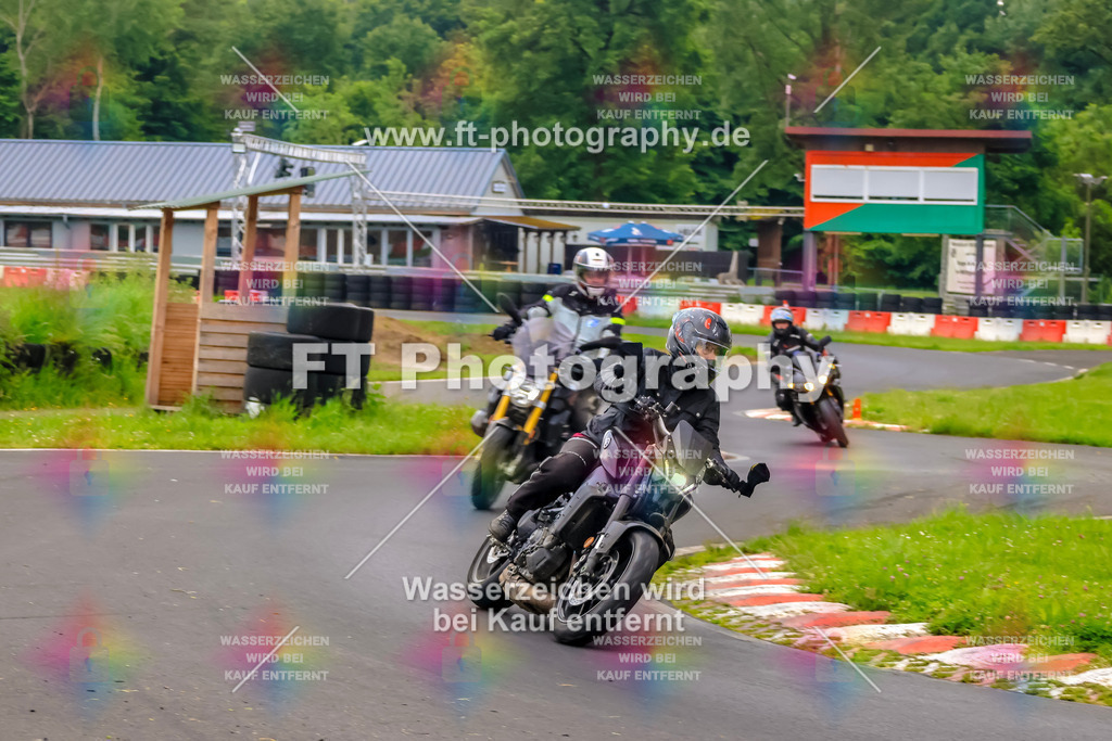 VBK-6267 | Hier findet Ihr Bilder von Touristenfahrten auf der Nürburgring Nordschleife oder von anderen Veranstaltungen die ich besucht habe. Viel Spass beim Durch Schauen 