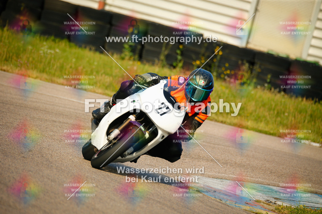 _MOT5480 | Hier findet Ihr Bilder von Touristenfahrten auf der Nürburgring Nordschleife oder von anderen Veranstaltungen die ich besucht habe. Viel Spass beim Durch Schauen 