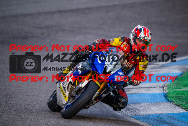 MaZZes_Fotomatrix_20240316_6007705_9085 | Fotograf Mathias Schmid
Sportfotograf,
Eventfotograf,
Hochzeitsfotograf,
Portraitfotograf