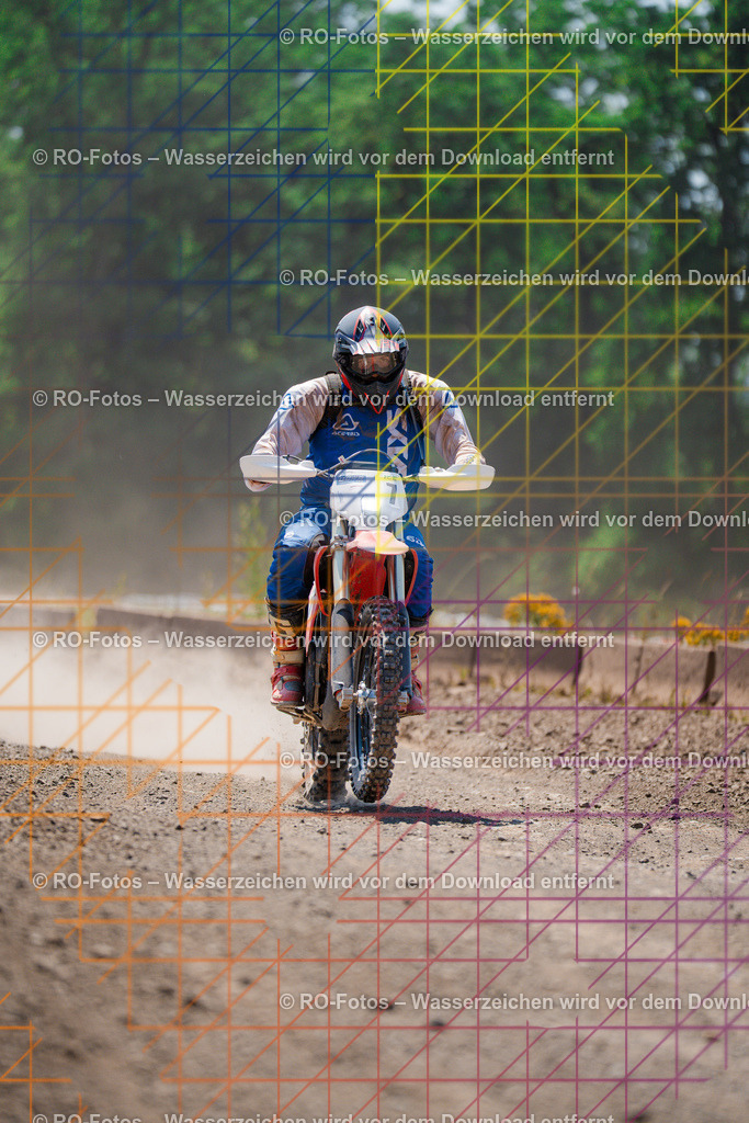 5 Lauf Schlüchtern IGE 2026-836 | Sportfotografie von RO-Fotos: Motorsport, Motocross, Enduro, Laufveranstaltungen und Triathlon. Professionelle Fotos von Sportlern und Events. - Realisiert mit Pictrs.com