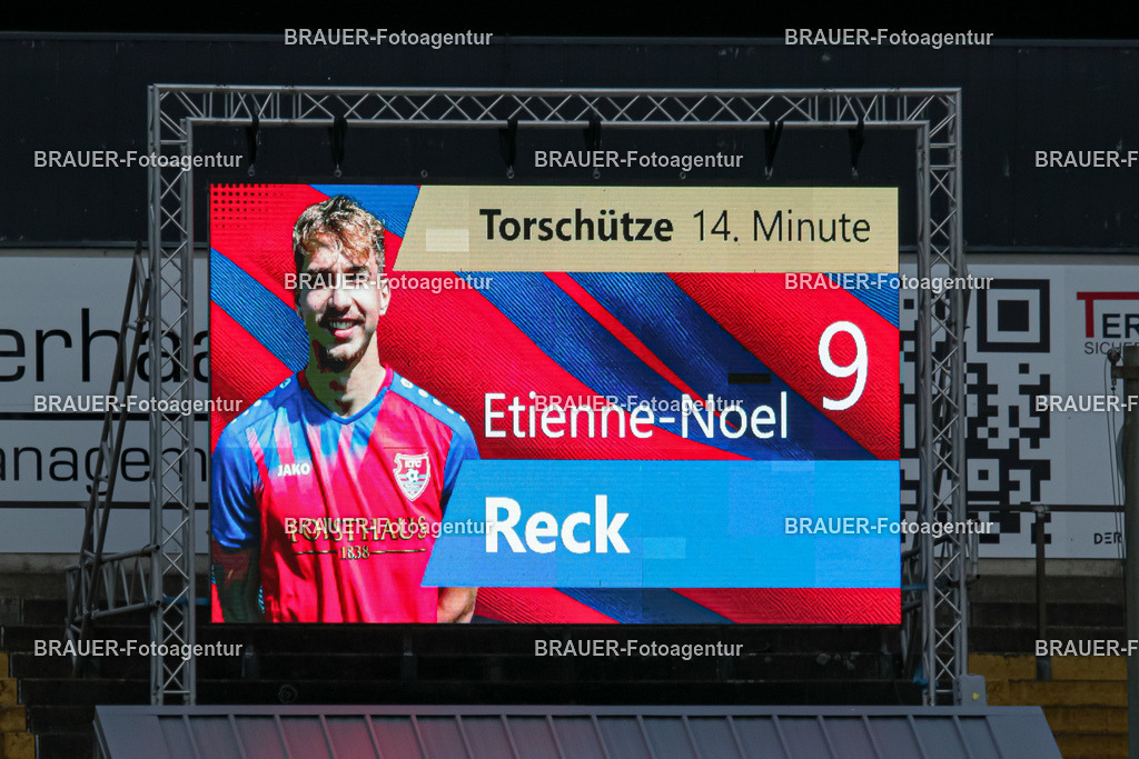 4_KFCMON_20251018_0050 | BRAUER-Fotoagentur