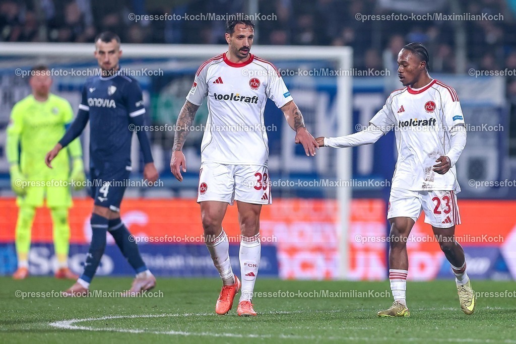 BOC20022601045 | 20.02.2026, Fußball, VfL Bochum - 1. FC Nürnberg, 2. Fußball Bundesliga, 23. Spieltag, Vonovia Ruhrstadion, Saison 2025 2026: Torjubel nach dem Tor zum 1:0 durch Torschütze Mohamed Alì Zoma&nbsp;(1FC Nuernberg #23) zusammen mit Adriano Grimaldi (1FC Nuernberg #33)   DFB regulations prohibit any use of photographs as image sequences and or quasi-video.