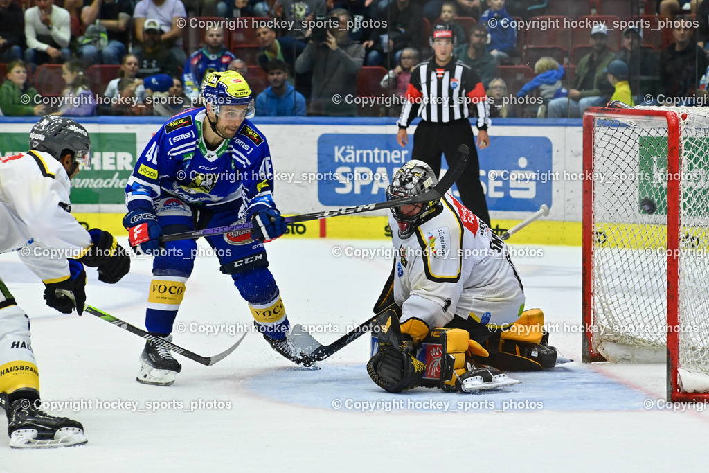 EC IDM Wärmepumpen VSV vs. HC Pustertal 8.10.2023 | #46 WALL Alex EC VSV,   #1 SMITH Jacob HC Pustertal, EC IDM Wärmepumpen VSV vs. HC Pustertal 8.10.2023, EC IDM Wärmepumpen VSV vs. HC Pustertal am 08.10.2023 in Villach (Stadthalle Villach), Austria, (Photo by Bernd Stefan)
