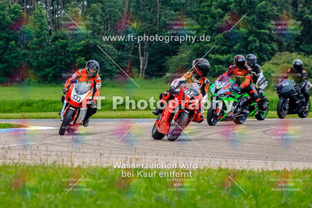 MotoTeam-7992 | Hier findet Ihr Bilder von Touristenfahrten auf der Nürburgring Nordschleife oder von anderen Veranstaltungen die ich besucht habe. Viel Spass beim Durch Schauen 