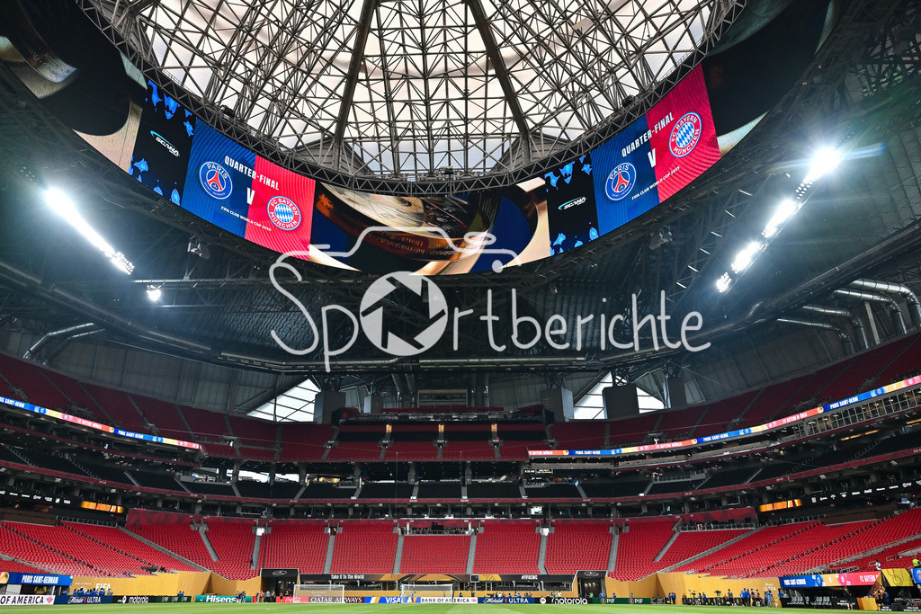 Paris Saint Germain - FC Bayern München | Im Viertelfinale der Club WM treffen heute Paris und der FC Bayern aufeinander / Symbolbild / Symbolfoto / FIFA Club World Cup: Paris Saint Germain - FC Bayern Muenchen, Mercedes Benz Stadium am 05.07.2025 / NOT FOR SALE IN USA
