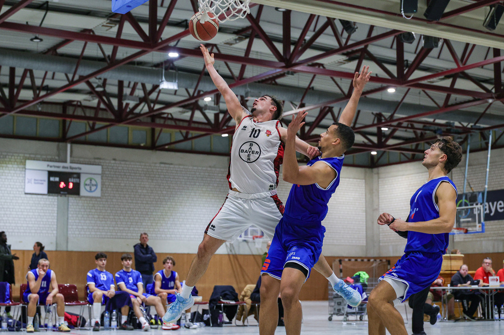 Regio BAYER GIANTS vs NEW Elephants Grevenbroich-105 | Fotos von Basketballspielen aus dem Raum NRW fotografiert von Gero Mueller-Laschet und Daniel Schaefer - Realisiert mit Pictrs.com