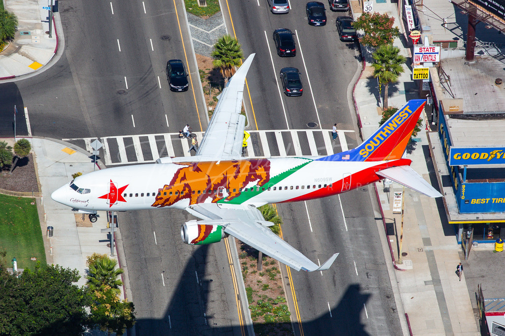 040 | Buy high-quality aviation and travel photography prints by professional photographer Timo Breidenstein. Authentic images, professionally printed, worldwide shipping. - Realisiert mit Pictrs.com