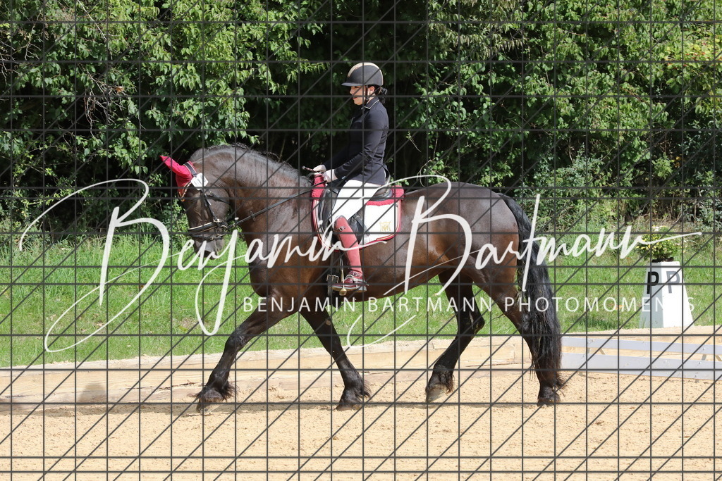 AZ2A2067 | Benjamin Bartmann Photomoments