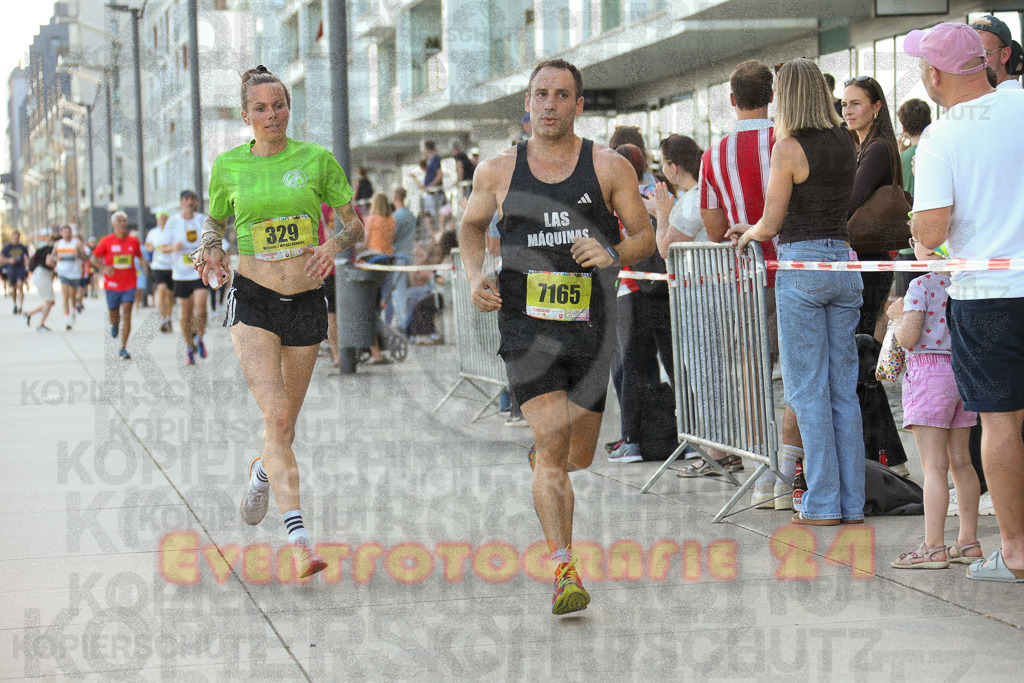 250920_1447_EX1_7560 | Sportfotografie im Rhein-Sieg Kreis, Köln, Bonn, NRW, Rheinland Pfalz, Hessen, etc. Unser Tätigkeitsfeld umfasst den Laufsport vom Volkslauf über den Marathon, Duathlon, Triathon bis zum Ultralauf wie Kölnpfad Ultra oder Schindertrail.