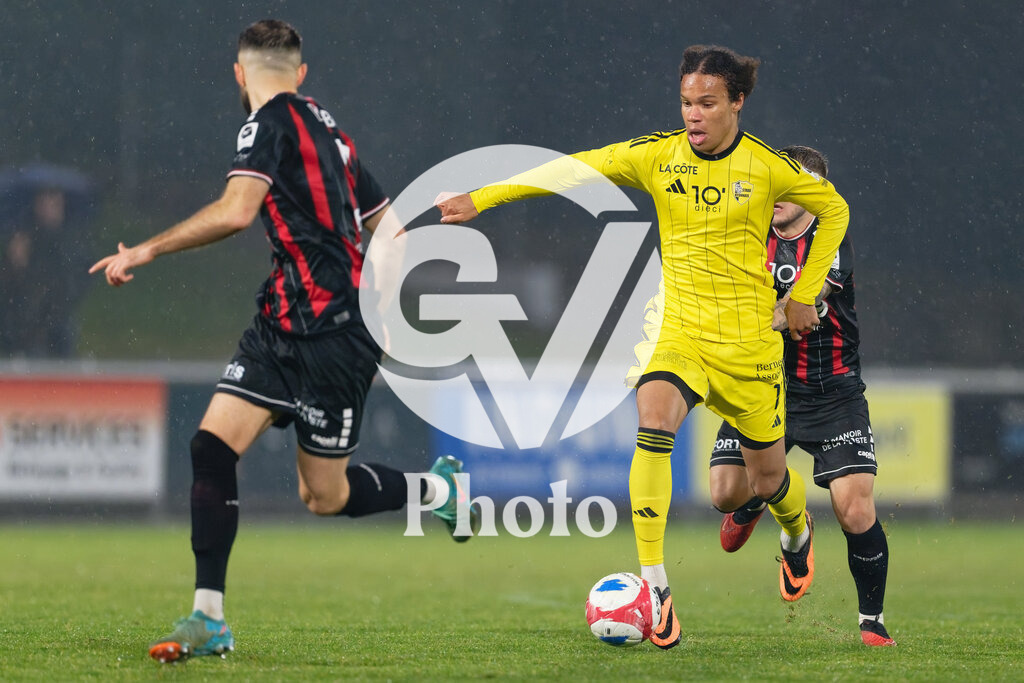 dieci Challenge League - FC Stade Nyonnais v Neuchatel Xamax FCS |  during the dieci Challenge League match between FC Stade Nyonnais and Neuchatel Xamax FCS at Centre sportif de Colovray in Nyon, Switzerland
