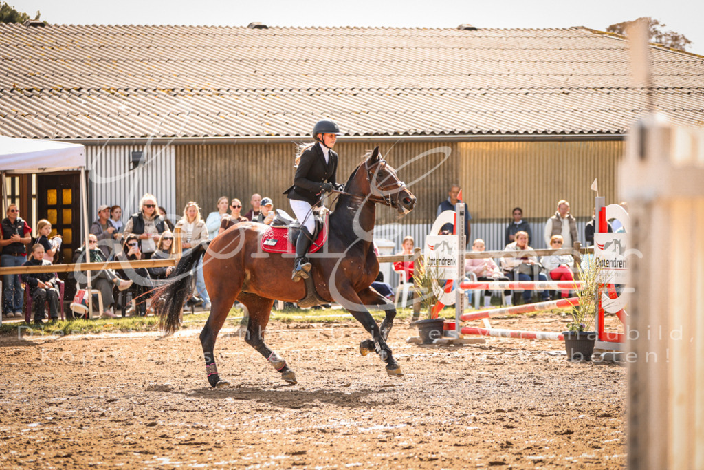 06.SoSpE00072 | Leoni Ertmer Photography - Realisiert mit Pictrs.com