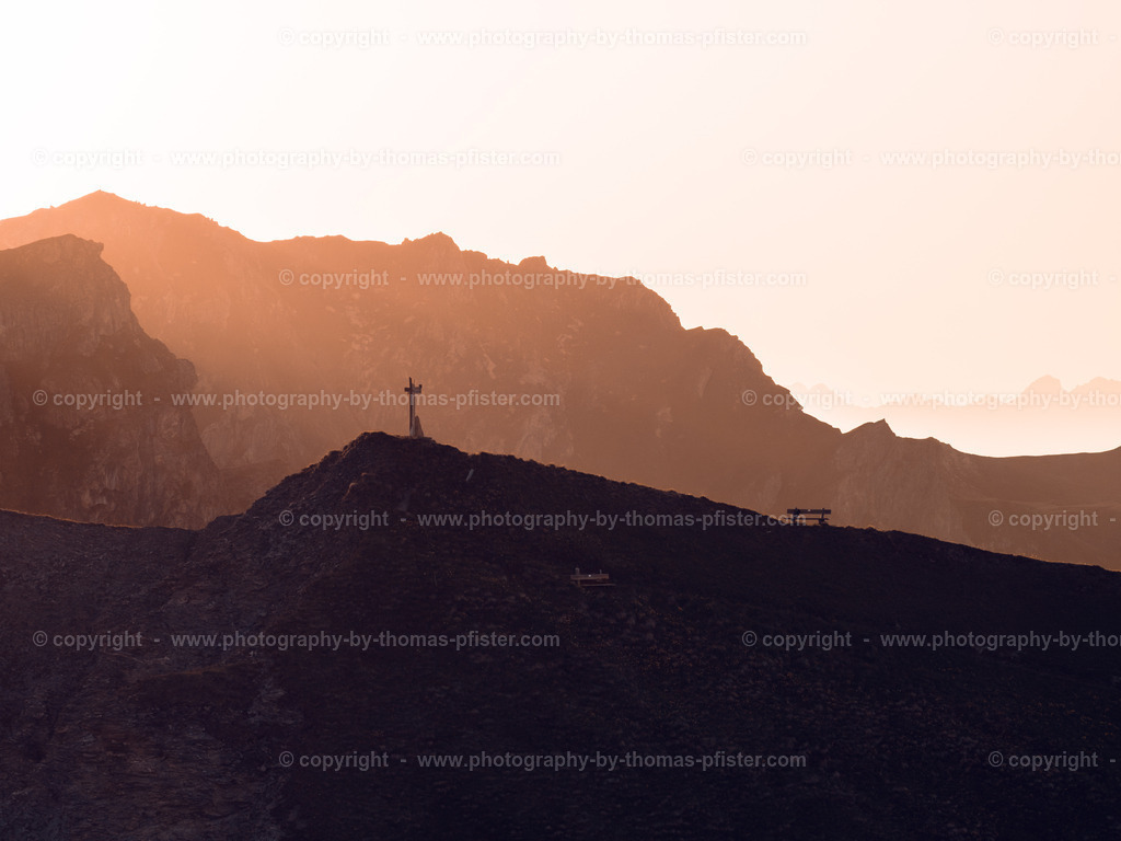 Ramsjoch Sonnenuntergang copyright  Thomas Pfister-1 | PHOTOGRAPHY BY THOMAS PFISTER