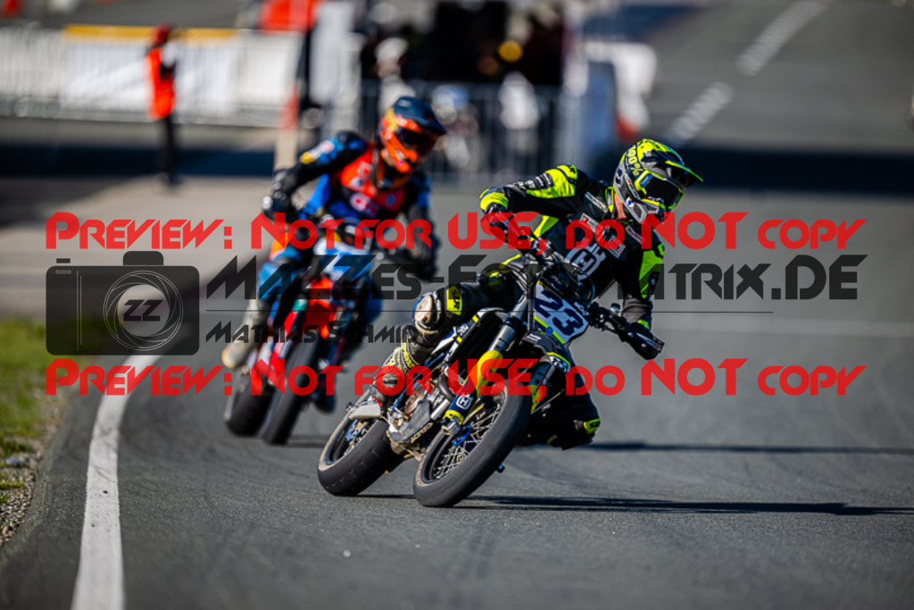 MaZZes_FotoMatrix_220903_9738 | S3