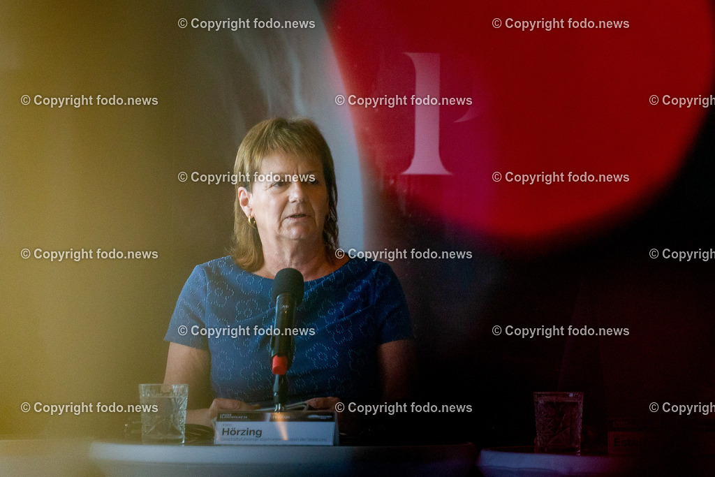 Karin Hoerzing (SP_ Vize-Bgmin. der Stadt Linz)_ 02.09.2024-2 | 02.09.2024, Linz, AUT, Karin Hoerzing, im Bild Vize-BgmIn Karin Hoerzing (SP) dzt. geschaeftsfuehrende Buergermeisterin der Stadt Linz nach Ruecktritt von Bgm. Klaus Luger