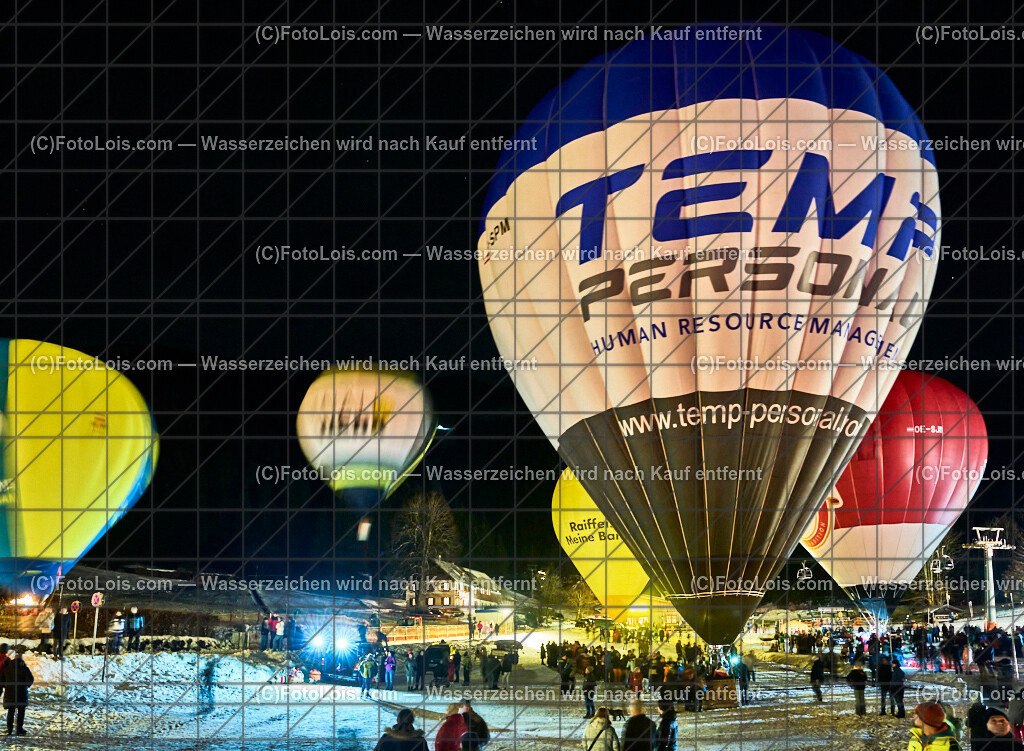 ALP4972_Nacht der Ballone_Ballonclub Oetscherland | NACHT DER BALLONE in Lackenhof am Ötscher, Sa 28. Dezember 2024.Mit einer Schauübung der Bergrettung Lackenhof, dem Ballonclub Ötscherland und den Gaminger Ötscherteufeln unter Zusammenarbeit mit der FF Lackenhof, dem Musikverein, dem Pensionistenverband, dem CampingClub, der Schirmbar und Konditorei Czihak, der Fuchswaldhütte und der Pizzeria Venezia, die für die Verköstigung sorgten, sowie der Ötscherliftgesellschaft, der Gemeinde Gaming und dem Ötscher-Tourismusverband.