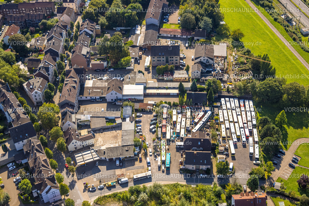 Hattingen240809848 | Luftbild, Schiwy Buszentrale, Busse auf Firmengelände, Welper, Hattingen, Ruhrgebiet, Nordrhein-Westfalen, Deutschland
