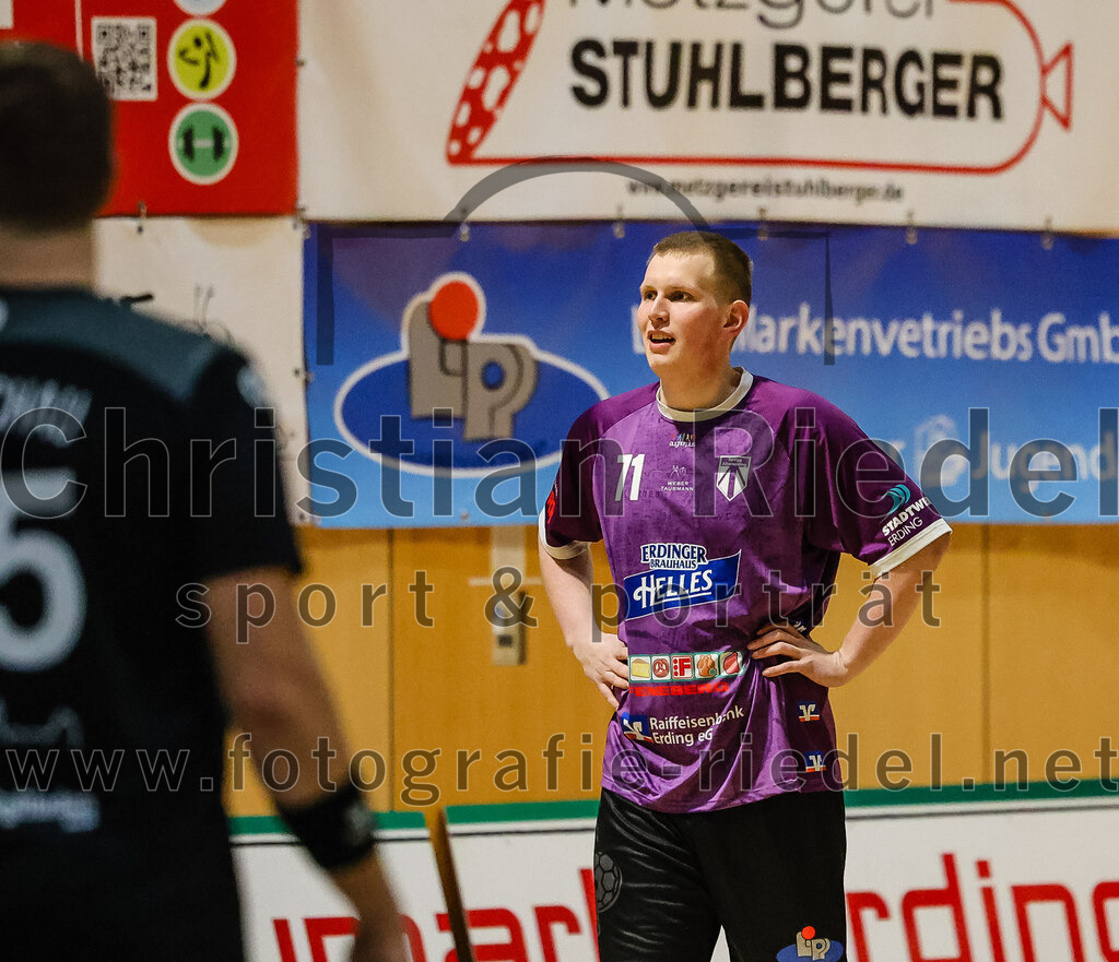 2024-03-23_006_SpVgg_Altenerding_II_gegen_ASV_Dachau_III | Erding, Deutschland, 23.03.2024:
Handball, Bezirksklasse Männer Staffel Süd West 2023 / 2024, 14. Spieltag, SpVgg Altenerding II gegen ASV Dachau III, Endergebnis: 24:32

Tristan Gerhardt (SpVgg Altenerding, #71)

Foto: Christian Riedel / fotografie-riedel.net