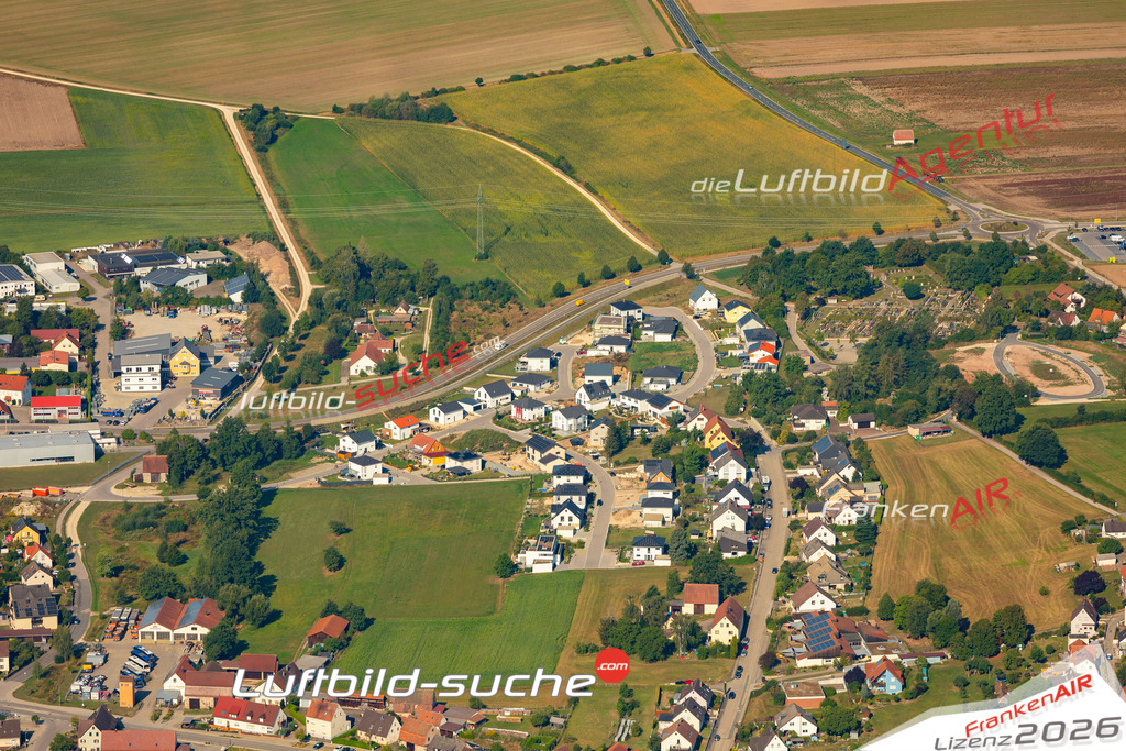 Das Luftbild zeigt :  Abenberg - Die Luftaufnahme wurde 2024 vom UL-Flugzeug aus erstellt ( keine Drohne ) - Hochauflösende Luftaufnahme - Für grossformatige Ausdrucke geeignet. Die Geschenkidee !Mit Lizenz und Bildrechte bestellbar