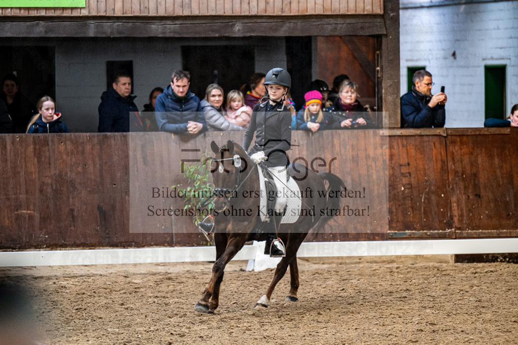 20240310-DOS_1146 | Entdecke hochwertige Reitturnierfotos von Foto Oger. Professionell, emotional und authentisch – jetzt Lieblingsmomente im Shop bestellen.Deutschlandweite Turnierfotografie. - Realisiert mit Pictrs.com