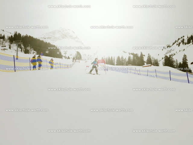 Gruppe Timo (3) | Photos von der Skischule Warth - Realisiert mit Pictrs.com