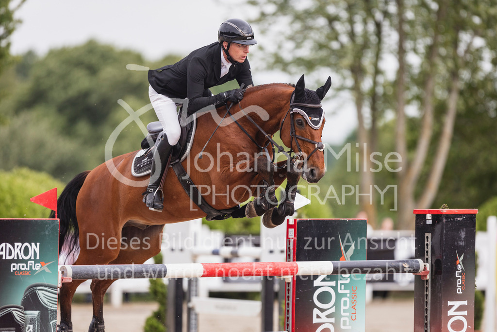 250601_MayDays_GP-545 | Deine schönsten Turniermomente als professionelle Fotos! Entdecke hochwertige Pferdesport-Fotografie im Online-Shop. Jetzt Fotos finden & bestellen!