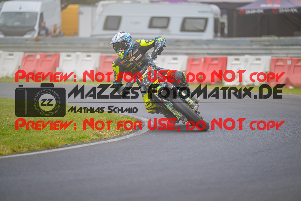 MaZZes-Fotomatrix-20260508-55569 | G4