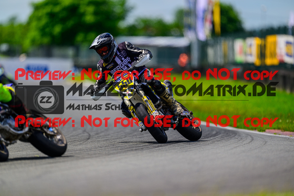 MaZZes_FotoMatrix_240623_6007705_7443 | S1