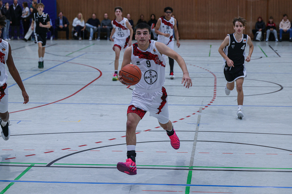 JBBL BAYER GIANTS vs Team BonnKöln RAG-31 | Fotos von Basketballspielen aus dem Raum NRW fotografiert von Gero Mueller-Laschet und Daniel Schaefer - Realisiert mit Pictrs.com