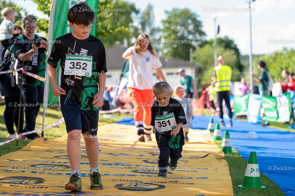 2024_0615_KoberbachTriathlon_Talsperrenlauf_Meilen_Jedermann_Kobylon_DSC_8925 | Urban. Natur. Panorama. Luftbild. 
Der Bildershop für aufregende Perspektiven!
Für Deko, Wandbild und Kalender!
Wir bringen LED-Bilder zum Leuchten!
