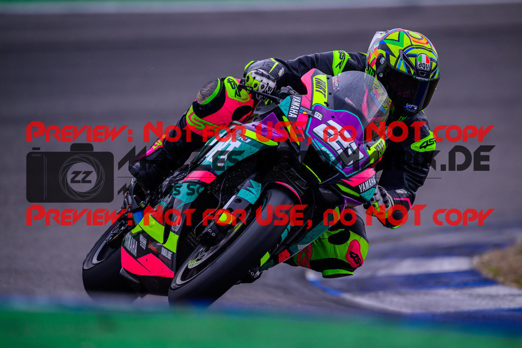 MaZZes_Fotomatrix_20250421_6007705_7716 | WEISS