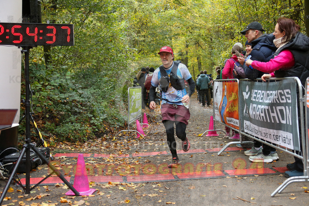 251026_1256_EX1_1973 | Sportfotografie im Rhein-Sieg Kreis, Köln, Bonn, NRW, Rheinland Pfalz, Hessen, etc. Unser Tätigkeitsfeld umfasst den Laufsport vom Volkslauf über den Marathon, Duathlon, Triathon bis zum Ultralauf wie Kölnpfad Ultra oder Schindertrail.