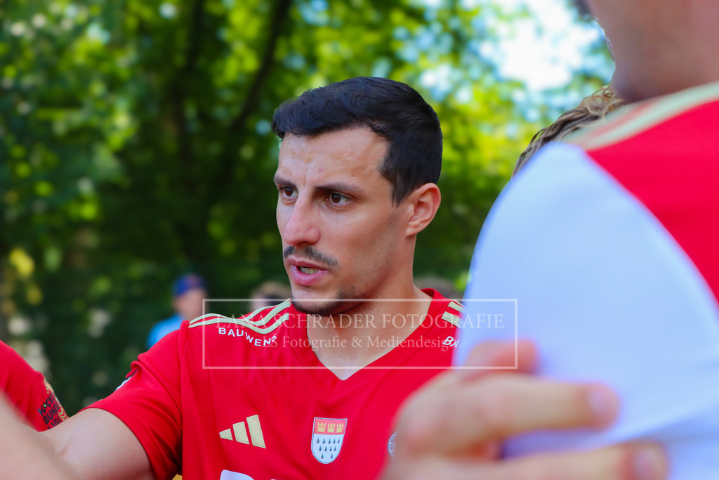 HERREN BUNDESLIGA Rot-Wei_ K_ln - Crefelder HTC 07.09.24 K_ln-100 | lanaschraderfotografie - Realisiert mit Pictrs.com