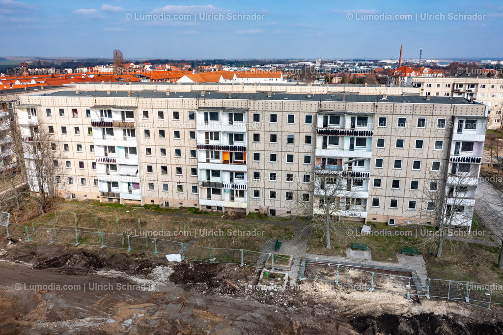 10049-51902 - Luftbild Halberstadt | Stockfoto und Bilderpool mit Bildmaterial aus Deutschland, dem Harz, Halberstadt, Quedlinburg, Wernigerode und weltweit. Qualitativ hochwertige und professionelle Fotos anschauen und kaufen. - Realisiert mit Pictrs.com