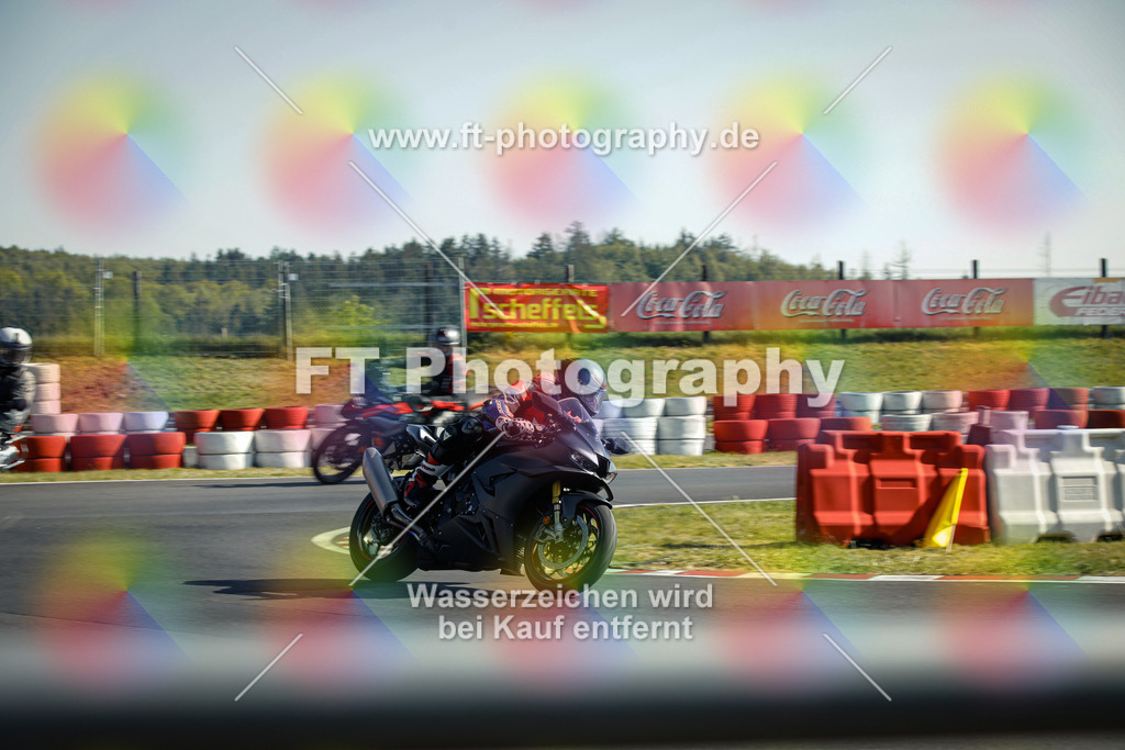 OBK_Mai_Justin_Uwe-10137 | Hier findet Ihr Bilder von Touristenfahrten auf der Nürburgring Nordschleife oder von anderen Veranstaltungen die ich besucht habe. Viel Spass beim Durch Schauen 