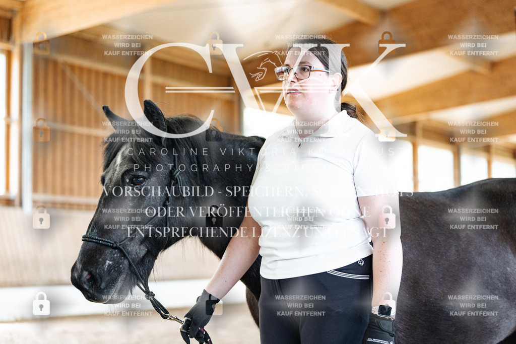 CK907529 | Turnierfotografie Pferdefotografie Trier Rheinland-Pfalz Pferdesport Reitsport Tierfotografie Sportfotografie Pferdevideo Pferdevideografie Equestrianvideography equestrianphotography  - Realisiert mit Pictrs.com