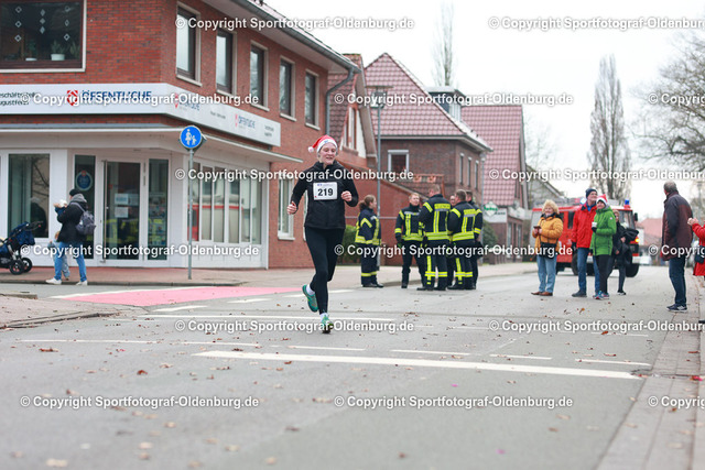 AMLA3857 | Bildershop "Sportfotograf-Oldenburg" mit Fotos von Sportevents in Oldenburg und Umzu. - Realisiert mit Pictrs.com