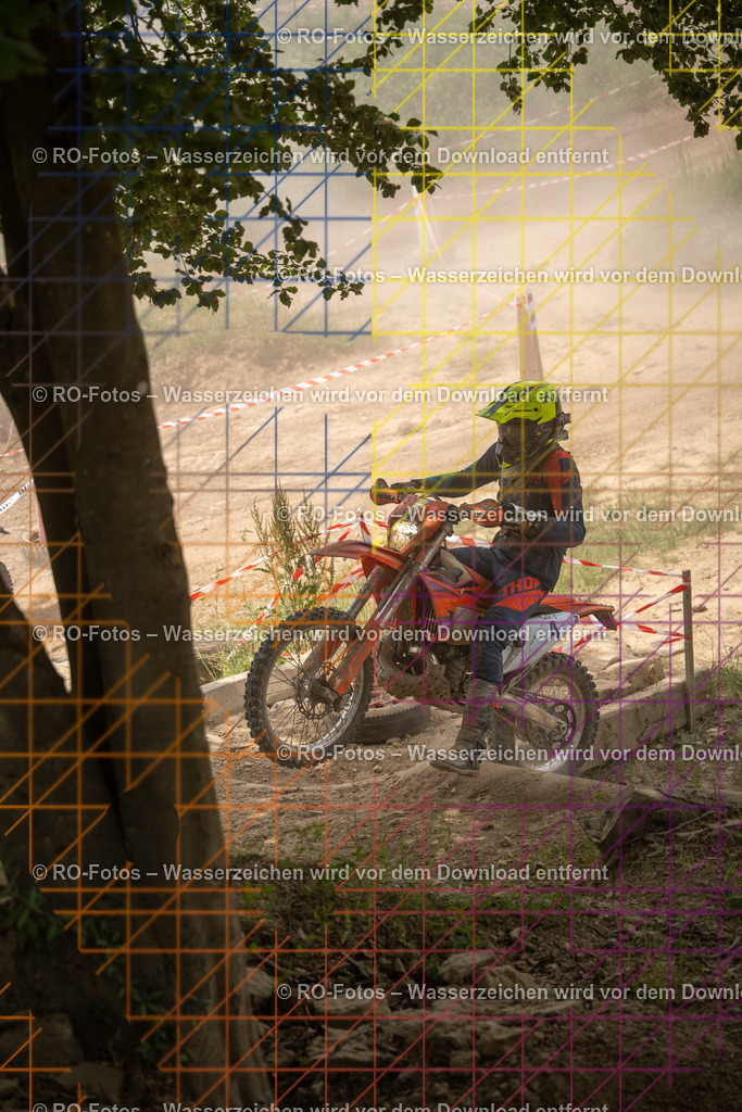 Niederwürzbach 2 Lauf-813 | Sportfotografie von RO-Fotos: Motorsport, Motocross, Enduro, Laufveranstaltungen und Triathlon. Professionelle Fotos von Sportlern und Events. - Realisiert mit Pictrs.com