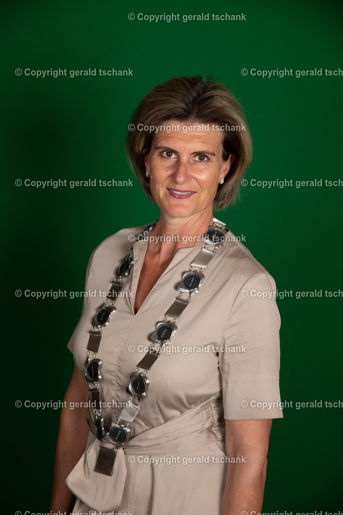 DSC_8588 | Wählen Sie hier bitte Ihr bestes Foto aus, mit diesem Bild wird Ihr Set produziert. Sollten Sie kein Bild wählen oder mehrere suchen wir das Beste aus!