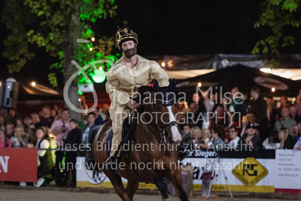 230827_Delbrueck_Kostuem-779 | Deine schönsten Turniermomente als professionelle Fotos! Entdecke hochwertige Pferdesport-Fotografie im Online-Shop. Jetzt Fotos finden & bestellen!