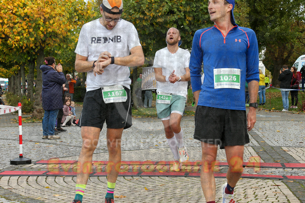 241020_1057_EX1_0454 | Sportfotografie im Rhein-Sieg Kreis, Köln, Bonn, NRW, Rheinland Pfalz, Hessen, etc. Unser Tätigkeitsfeld umfasst den Laufsport vom Volkslauf über den Marathon, Duathlon, Triathon bis zum Ultralauf wie Kölnpfad Ultra oder Schindertrail.